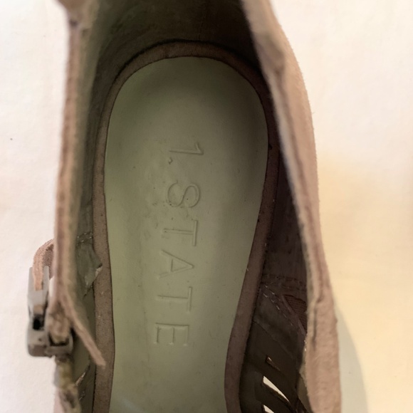 1.State Arnet Taupe Leather Cutout Ankle Booties Size 6M - Picture 13 of 16